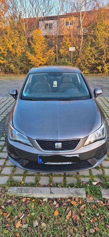 Grau Gebraucht 2016 Seat Ibiza Kleinwagen | 8.100 € (Fairer Preis) - Bild 1/4