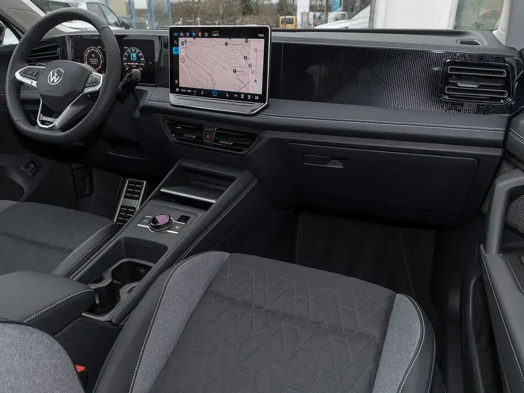 Neu VW Tiguan 150 PS (110 kW) 2026 Pure white SUV