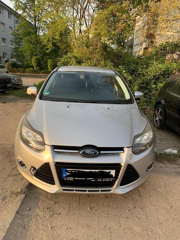 Second-hand Ford Focus Trend 150 CP (110 kW) 2012 Gri Berlinǎ