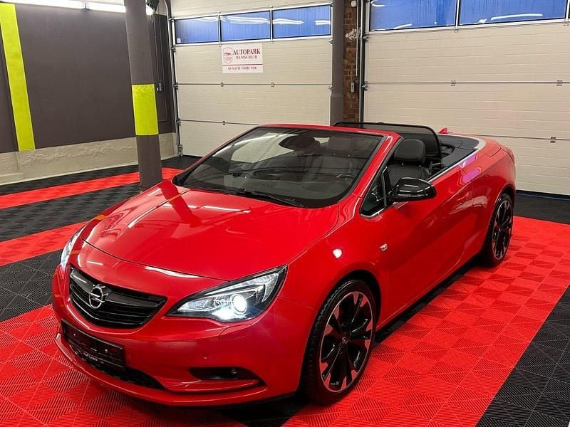 Pull me over red Gebraucht 2017 Opel Cascada Innovation Cabrio | 15.999 € (Fairer Preis) - Bild 1/4