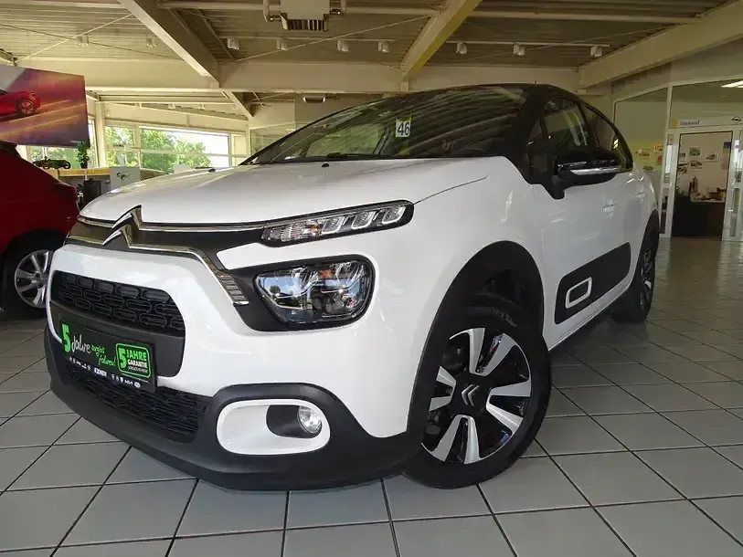 Gebraucht Citroën C3 PureTech 83 PS (61 kW) 2023 Weiss / dach schwarz Kleinwagen
