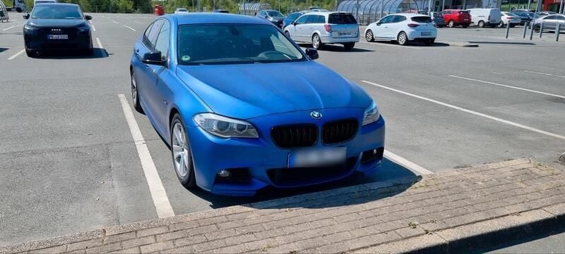 Schwarz Gebraucht 2011 BMW 530 Limousine | 7.000 € (Guter Preis) - Bild 1/4