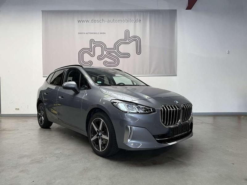 Skyscraper grau Gebraucht 2024 BMW 218 Luxury Line Van / Kleinbus | 26.990 € (Fairer Preis) - Bild 1/4
