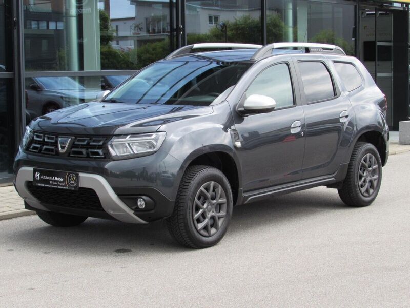 Grau comete Gebraucht 2022 Dacia Duster Prestige SUV | 16.990 € (Fairer Preis) - Bild 1/4