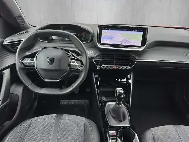 Gebraucht Peugeot 2008 Allure 101 PS (74 kW) 2025 Elixir rot (metallic) SUV
