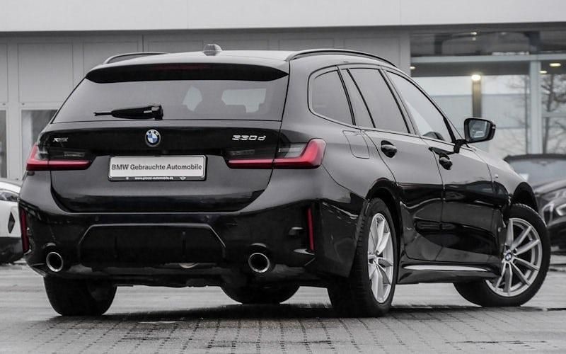 Gebraucht BMW 330 Comfort Edition 286 PS (210 kW) 2025 Schwarz Kombi