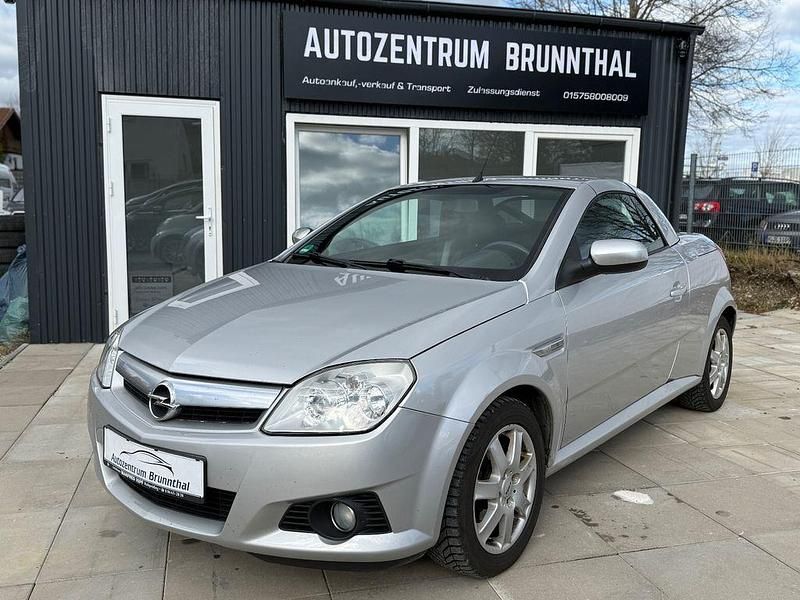 Silber Gebraucht 2006 Opel Tigra Sport Cabrio | 2.490 € (Fairer Preis) - Bild 1/4