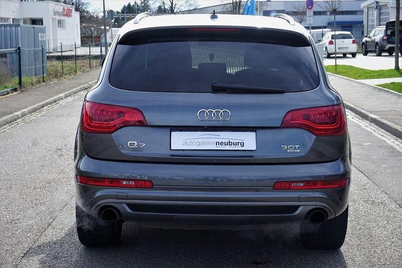 Gebraucht Audi Q7 S-Line 333 PS (244 kW) 2015 Grau (metallic) SUV