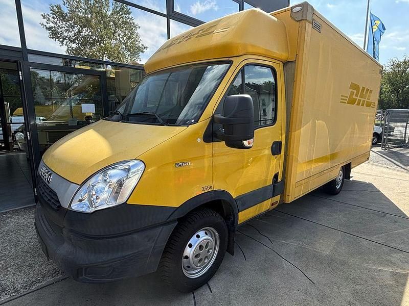 Gelb Gebraucht 2012 Iveco Daily | 9.990 € (Fairer Preis) - Bild 1/4