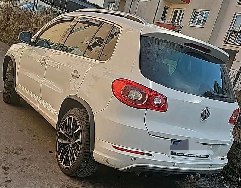 Gebraucht VW Tiguan 140 PS (102 kW) 2011 Weiß SUV