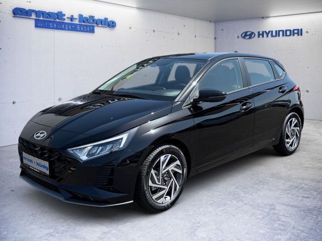 Schwarz Gebraucht 2025 Hyundai i20 Trend Kleinwagen | 21.970 € (Teuer) - Bild 1/4