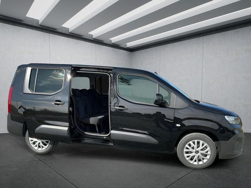 Neu Fiat Doblò 131 PS (96 kW) 2025 Schwarz Van / Kleinbus