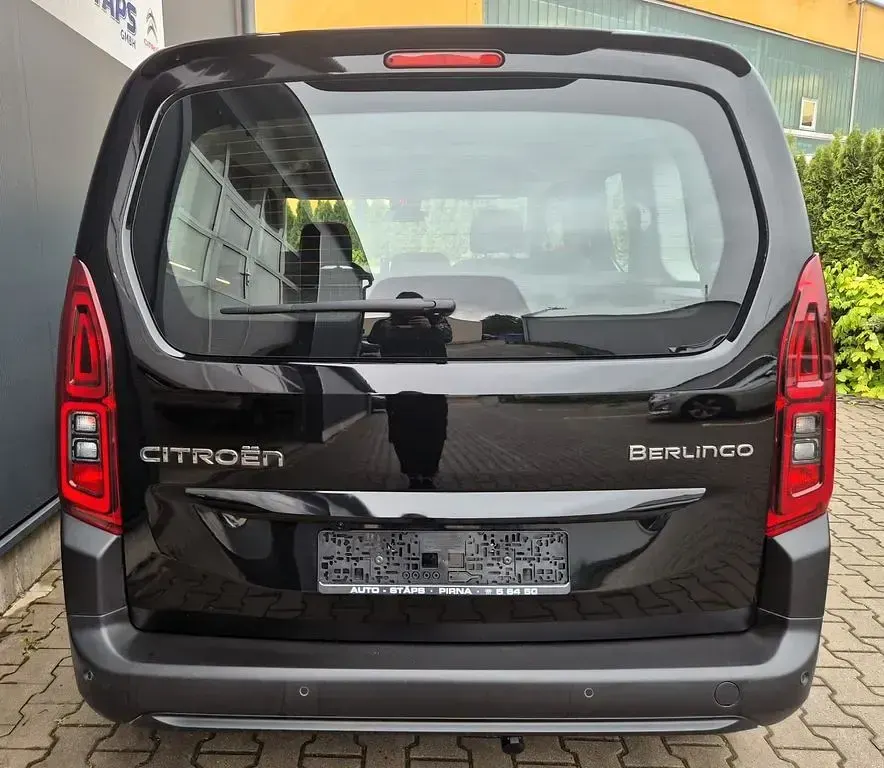 Gebraucht Citroën Berlingo PureTech 110 PS (80 kW) 2024 Schwarz Van / Kleinbus