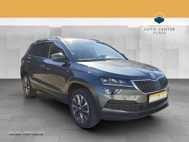 Grau Gebraucht 2020 Skoda Karoq Drive SUV | 21.390 € (Fairer Preis) - Bild 1/4