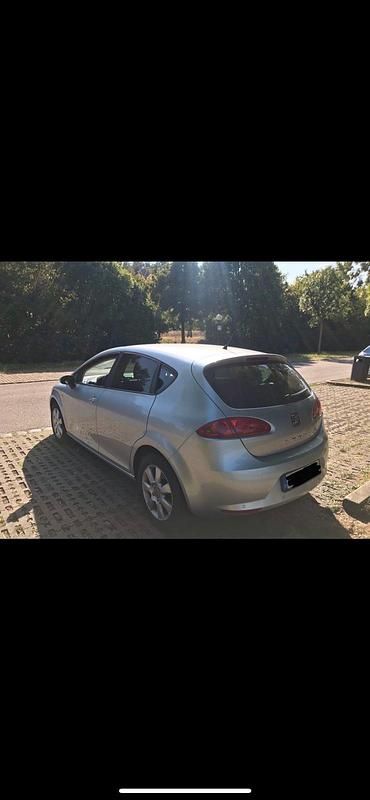 Gebraucht Seat Leon 102 PS (75 kW) 2008 Silber Kleinwagen