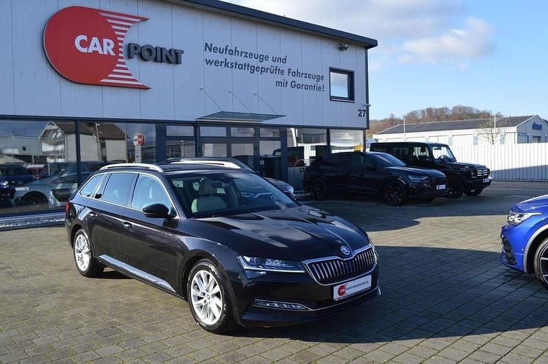 Schwarzmagic perleffekt Gebraucht 2021 Skoda Superb Premium Edition Limousine | 26.550 € (Guter Preis) - Bild 1/4