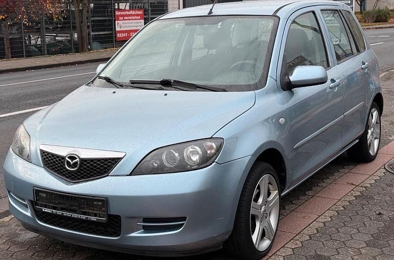 Blau Gebraucht 2007 Mazda 2 Kleinwagen | 1.999 € (Guter Preis) - Bild 1/4