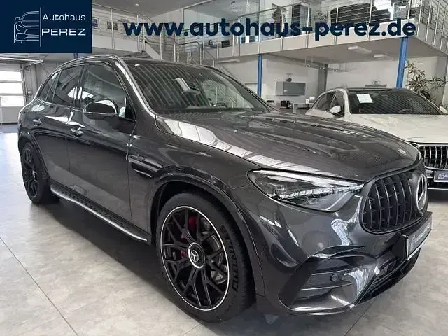 Używany Mercedes GLC63 AMG Premium Plus 476 KM (350 kW) 2024 SUV