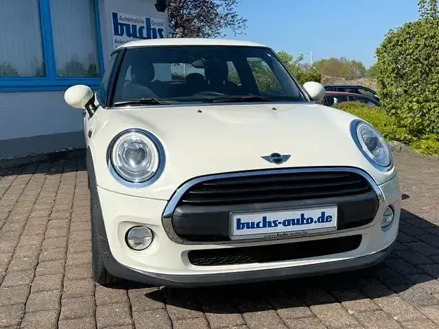 Gebraucht Mini ONE 125 PS (91 kW) 2017 Pepper white Kleinwagen