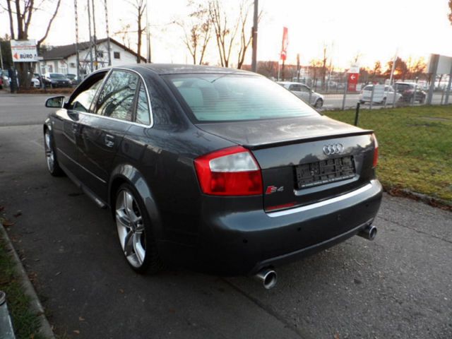 Gebraucht Audi S4 Sport 344 PS (253 kW) 2004 Grau metallic Limousine