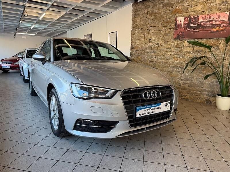 Gebraucht Audi A3 Attraction 122 PS (89 kW) 2014 Silber Kleinwagen