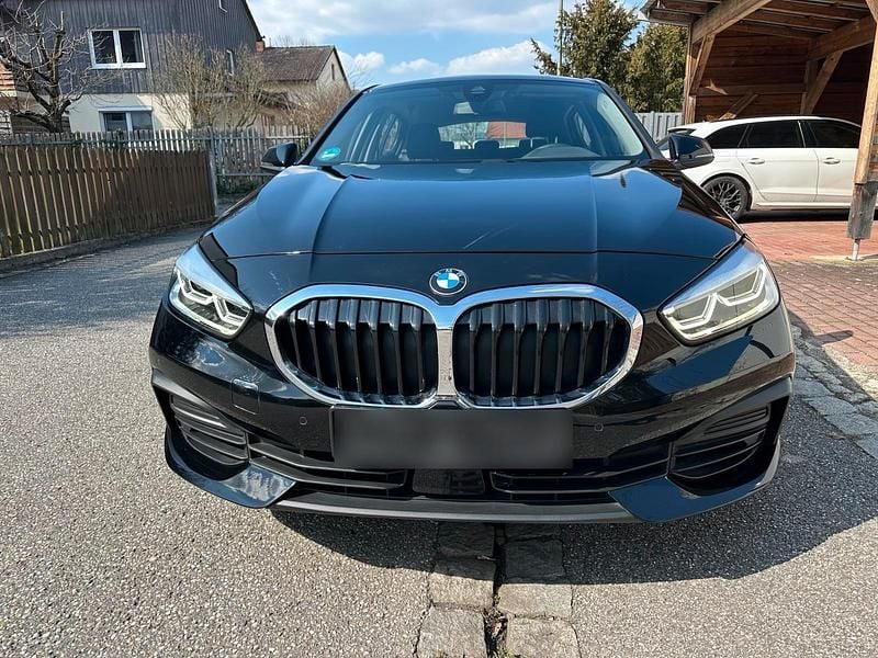 Gebraucht BMW 116 Advantage 109 PS (80 kW) 2023 Schwarz Kleinwagen