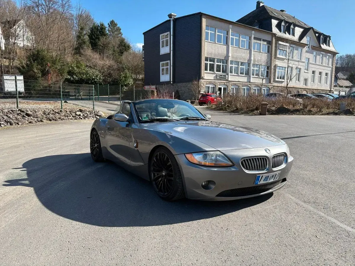 Gebraucht BMW Z4 Performance 231 PS (169 kW) 2003 Grau Cabrio