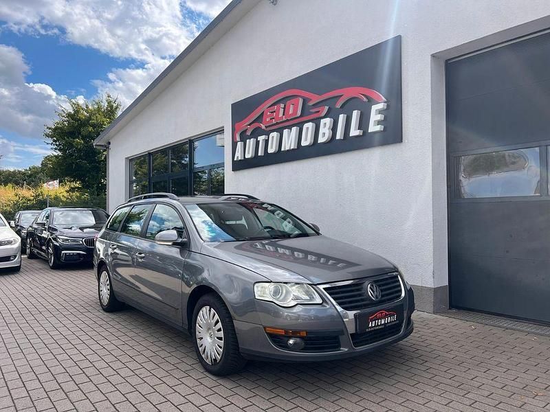 Grau Gebraucht 2005 VW Passat Trendline Kombi | 2.400 € (Teuer) - Bild 1/4