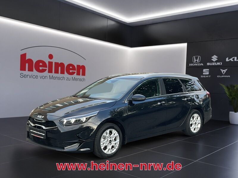 Schwarz Gebraucht 2024 Kia Ceed Sportswagon 2 Kombi | 22.309 € (Superpreis) - Bild 1/4