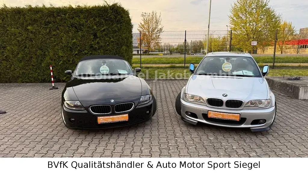 Gebraucht BMW Z4 Sport Line 150 PS (110 kW) 2005 Schwarz Cabrio