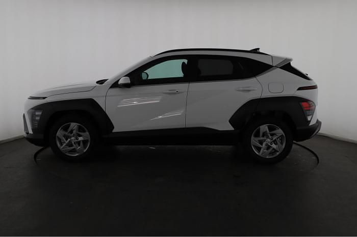 Neu Hyundai Kona Prime 170 PS (125 kW) 2025 Weiß, atlas white SUV