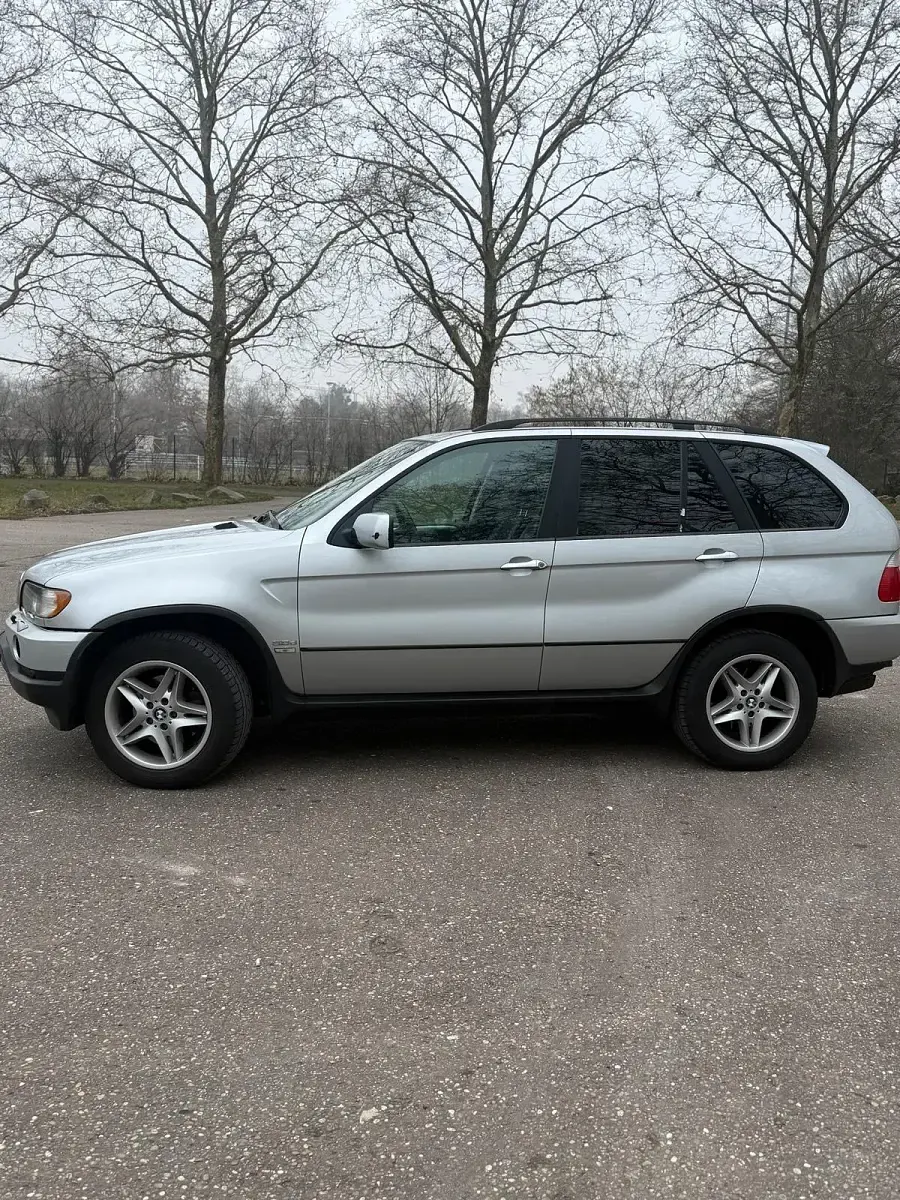 Second-hand BMW X5 184 CP (135 kW) 2002 Argintiu SUV