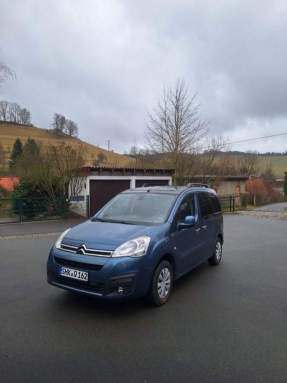 Gebraucht Citroën Berlingo PureTech 110 PS (80 kW) 2018 Blau Van / Kleinbus