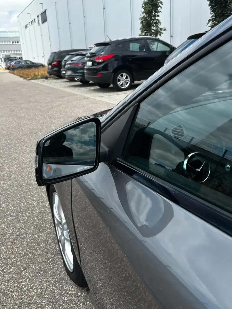 Gebraucht Mercedes A200 136 PS (100 kW) 2012 Grau Kleinwagen