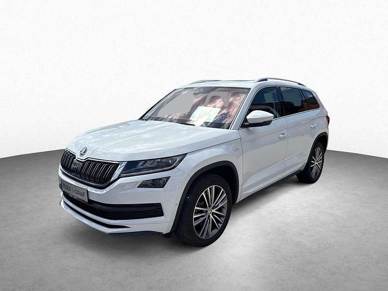 Moon weiss perleffekt Gebraucht 2021 Skoda Kodiaq LAURIN & KLEMENT SUV | 33.830 € (Fairer Preis) - Bild 1/4