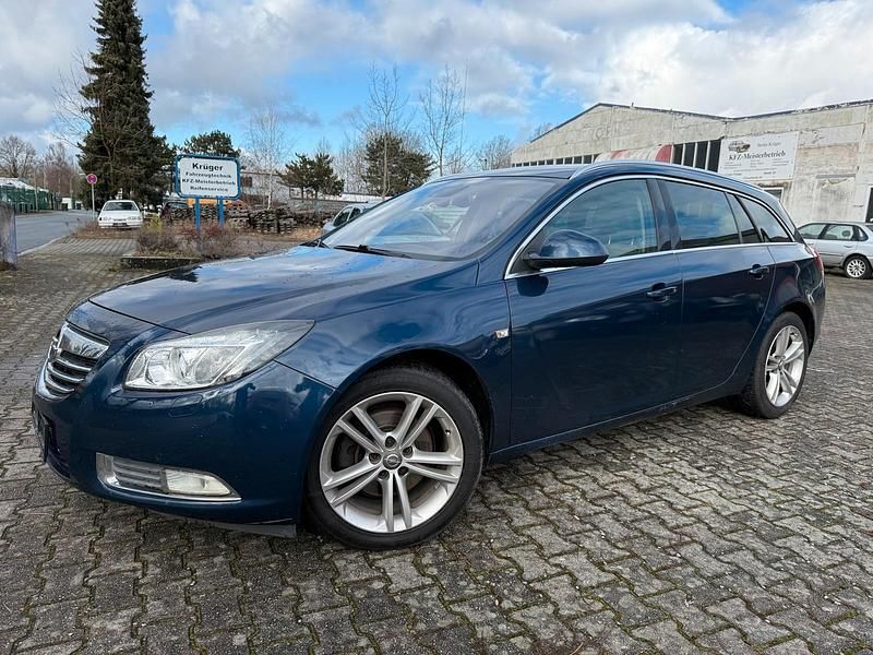 Gebraucht Opel Insignia 160 PS (117 kW) 2011 Blau Kombi