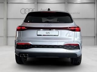 Neu Audi Q5 Advanced 204 PS (150 kW) 2025 Silber SUV