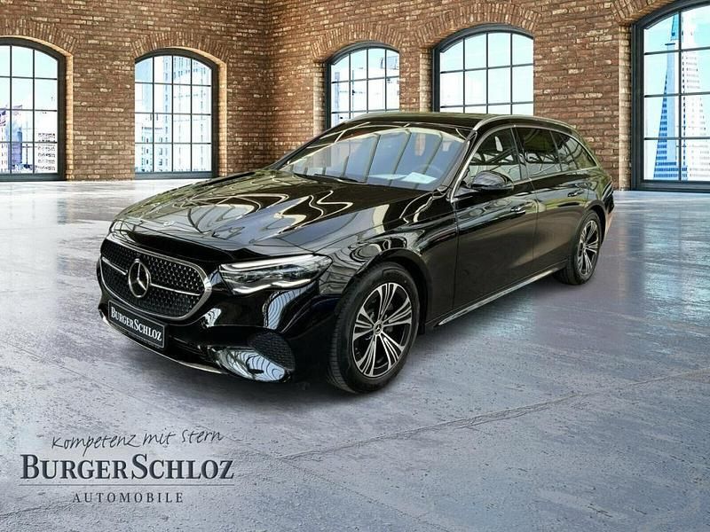 Schwarz Gebraucht 2025 Mercedes E220 Kombi | 59.870 € (Teuer) - Bild 1/4
