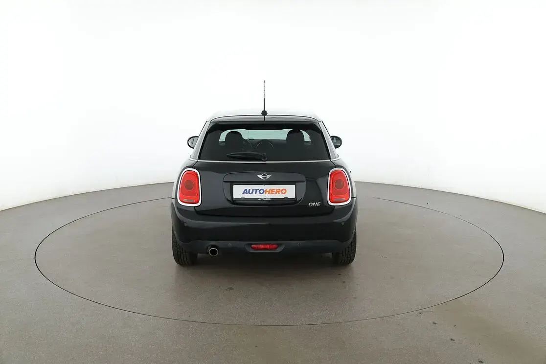 Gebraucht Mini ONE 75 PS (55 kW) 2016 Schwarz Kleinwagen