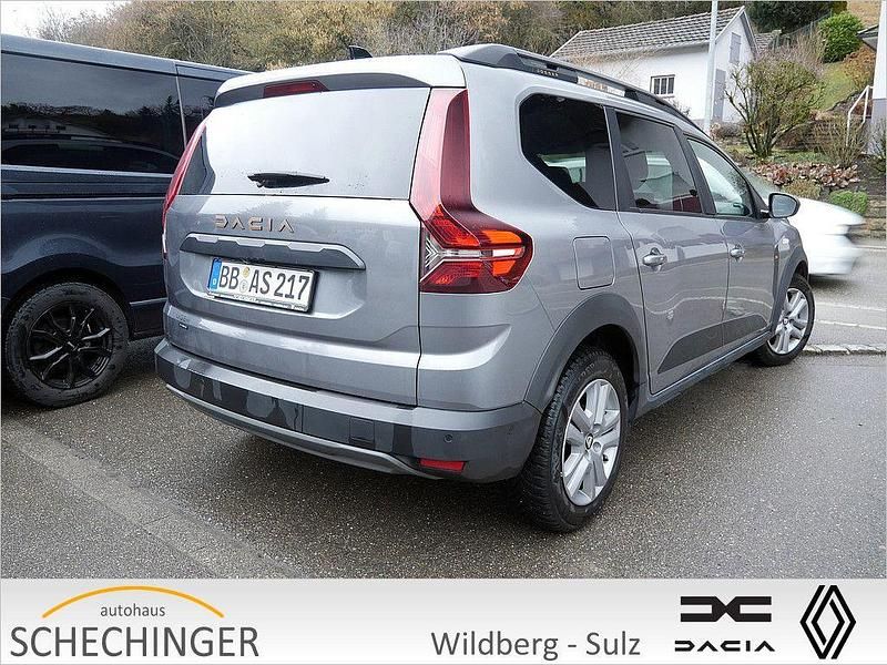 Gebraucht Dacia Jogger Extreme 140 PS (102 kW) 2024 Grau Van / Kleinbus