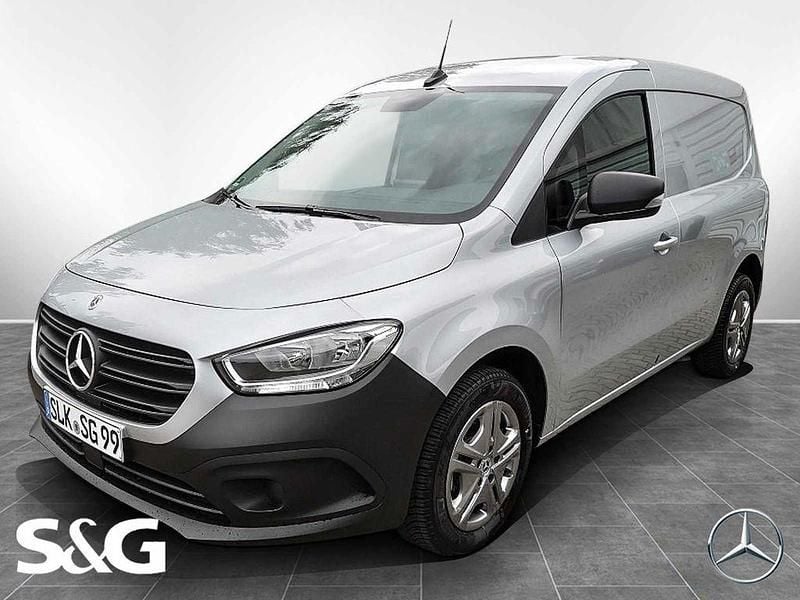 Helvinsilber metallic Gebraucht 2024 Mercedes Citan 112 Van / Kleinbus | 24.990 € (Fairer Preis) - Bild 1/4