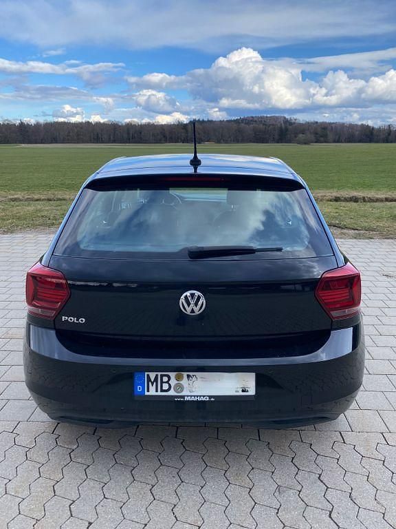 Gebraucht VW Polo Highline 95 PS (69 kW) 2018 Schwarz Kleinwagen