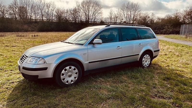 Gebraucht VW Passat Basis 101 PS (74 kW) 2003 Silber Limousine