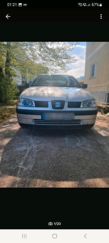 Silber Gebraucht 2002 Seat Cordoba Limousine | 1.450 € - Bild 1/4