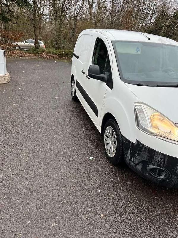 Gebraucht Citroën Berlingo 58 PS (42 kW) 2011 Van / Kleinbus