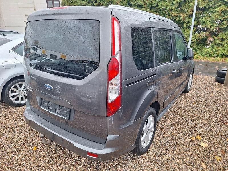 Gebraucht Ford Tourneo Connect 120 PS (88 kW) 2017 Braun Van / Kleinbus