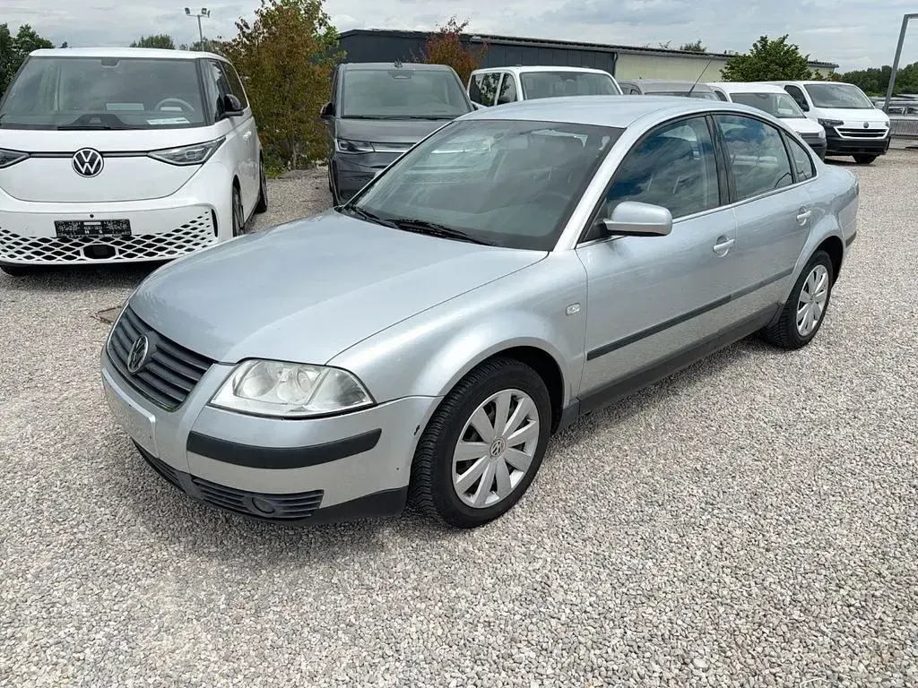 Gebraucht VW Passat 150 PS (110 kW) 2000 Silber Limousine