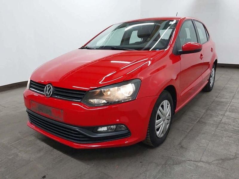 Gebraucht VW Polo Trendline 60 PS (44 kW) 2015 Rot Limousine