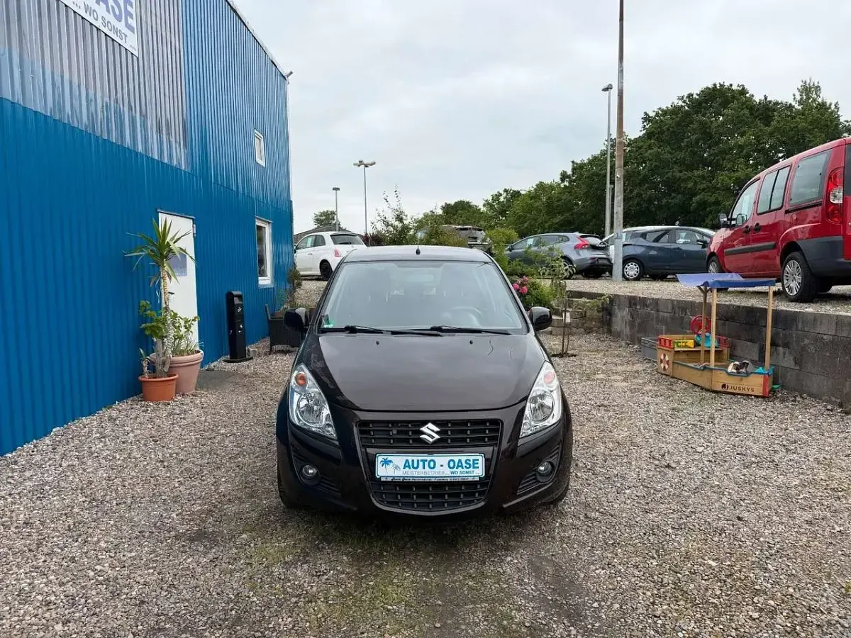 Gebraucht Suzuki Splash Active+ 94 PS (69 kW) 2014 Braun Kleinwagen