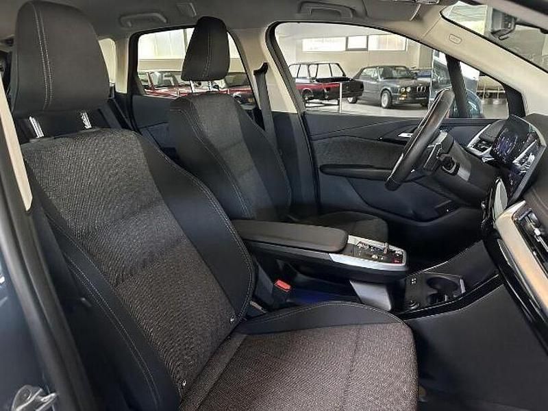 Gebraucht BMW 218 Active Tourer Performance 136 PS (100 kW) 2024 Grau Van / Kleinbus